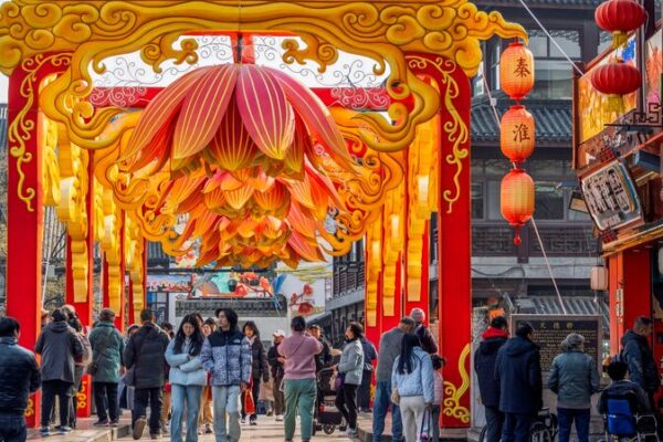 Nanjing’s Confucius Temple Shines with Lanterns for Year of the Snake Nanjing_s_Confucius_Temple_Shines_with_Lanterns_for_Year_of_the_Snake