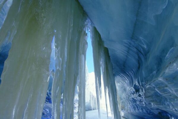 Nature’s Ice Palace: Winter Wonders at Puruogangri Ice Sheet in Tibet Nature's Ice Palace: Winter Wonders at Puruogangri Ice Sheet in Tibet video poster