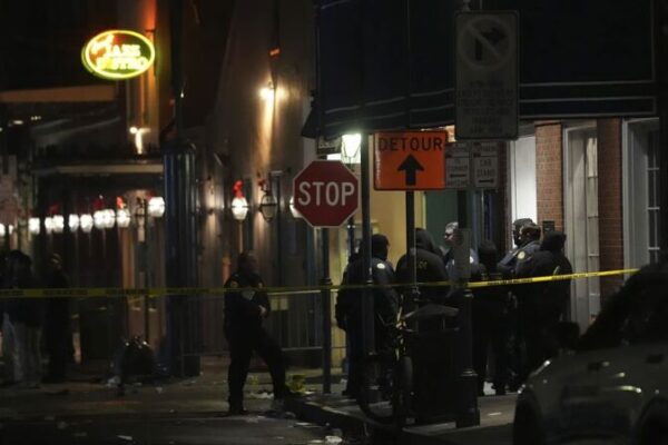 New Orleans Mass Casualty Incident: Two Officers Shot, 10 Dead New_Orleans_Mass_Casualty_Incident__Two_Officers_Shot__10_Dead