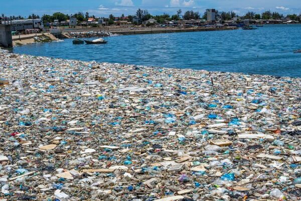 New Study Reveals Plastics Contain 3,000 More Chemicals Than Estimated