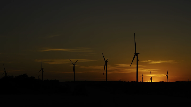 NextEra_CEO_Warns_Bidens_China_Tariffs_Could_Hinder_US_Green_Transition - Khabar Asia NextEra CEO Warns Biden's China Tariffs Could Hinder U.S. Green Transition