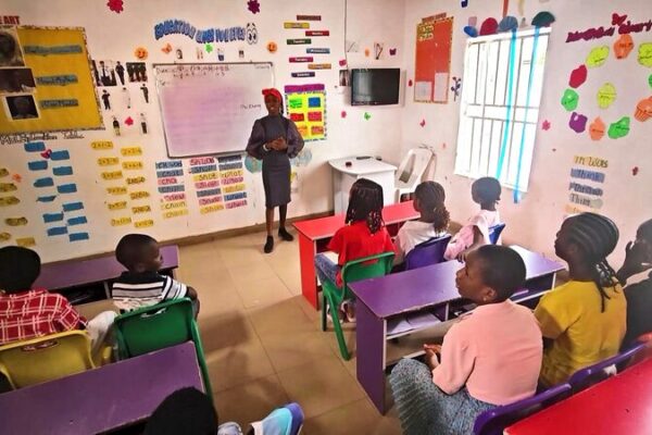 Ni Hao, Nigeria: Mandarin Lessons Surge as Trade with China Grows Ni_Hao__Nigeria__Mandarin_Lessons_Surge_as_Trade_with_China_Grows