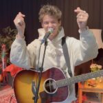 Norwegian Singer Peder Elias Invites World to 'CGTN TeaFest' on International Tea Day video poster