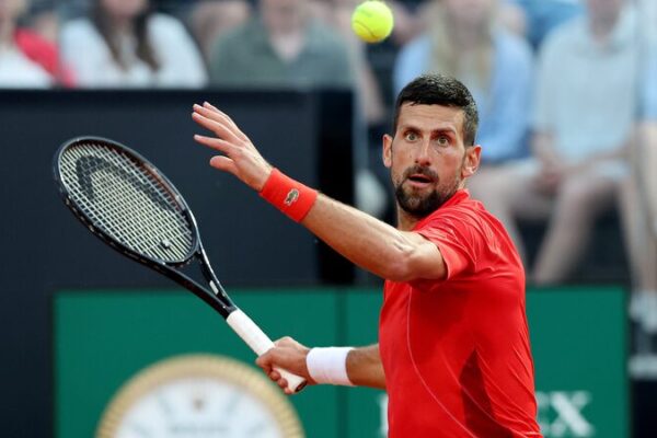 Novak Djokovic Hit by Falling Bottle After Rome Victory, Says He’s Okay Novak Djokovic Hit by Falling Bottle After Rome Victory, Says He's Okay