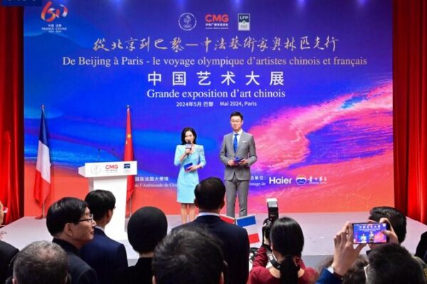 Olympic-Themed Chinese Art Exhibition Debuts at Les Invalides in Paris