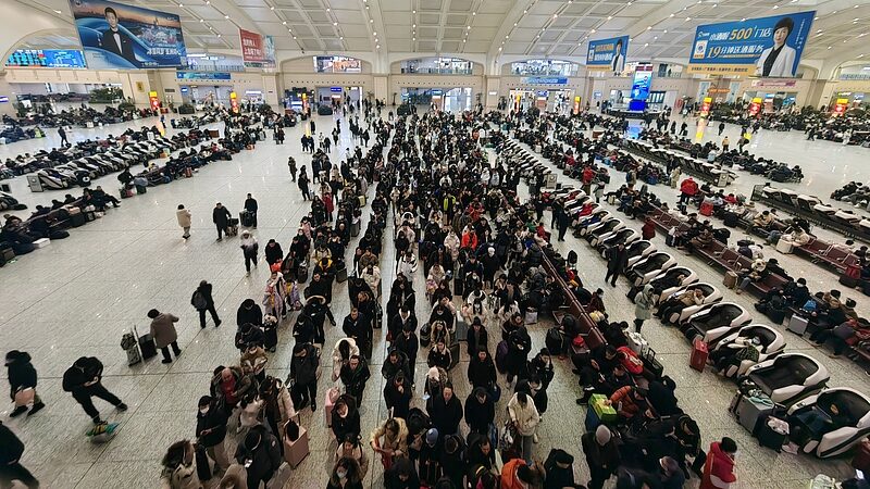 Over_250_Million_Trips_Expected_on_Day_10_of_China_s_2025_Spring_Festival_Travel_Rush - Khabar Asia Over_250_Million_Trips_Expected_on_Day_10_of_China_s_2025_Spring_Festival_Travel_Rush