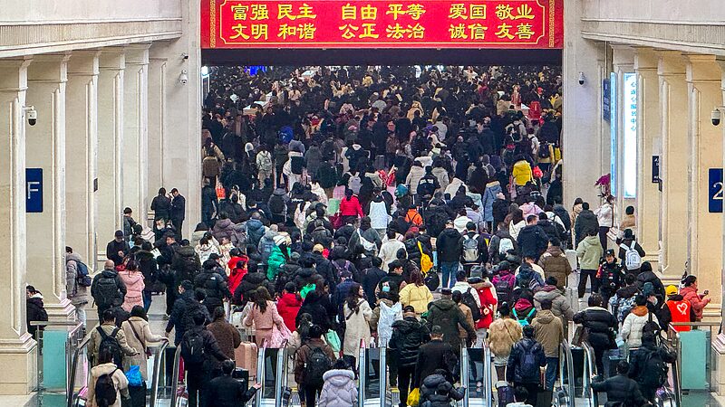 Over_270_Million_Trips_Expected_on_Day_11_of_Spring_Festival_Travel_Rush - Khabar Asia Over_270_Million_Trips_Expected_on_Day_11_of_Spring_Festival_Travel_Rush