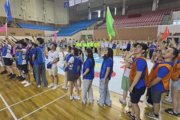 Overseas Chinese Youth from France Reconnect with Roots on China Tour Overseas_Chinese_Youth_from_France_Reconnect_with_Roots_on_China_Tour video poster