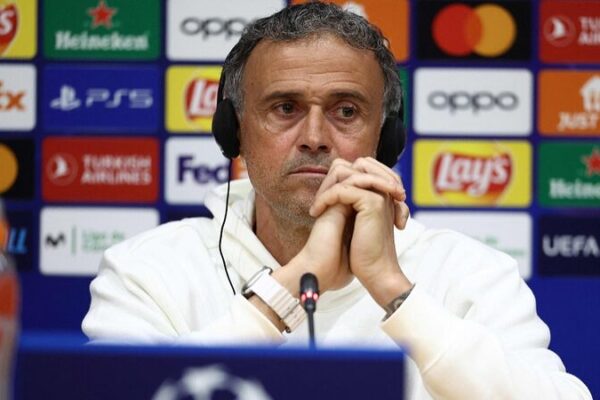 PSG's Enrique Aims for Historic Comeback Against Former Club Barcelona