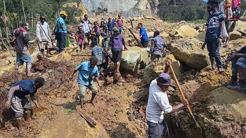 Papua New Guinea Landslide: Over 2,000 Feared Buried as Rescue Efforts Continue video poster