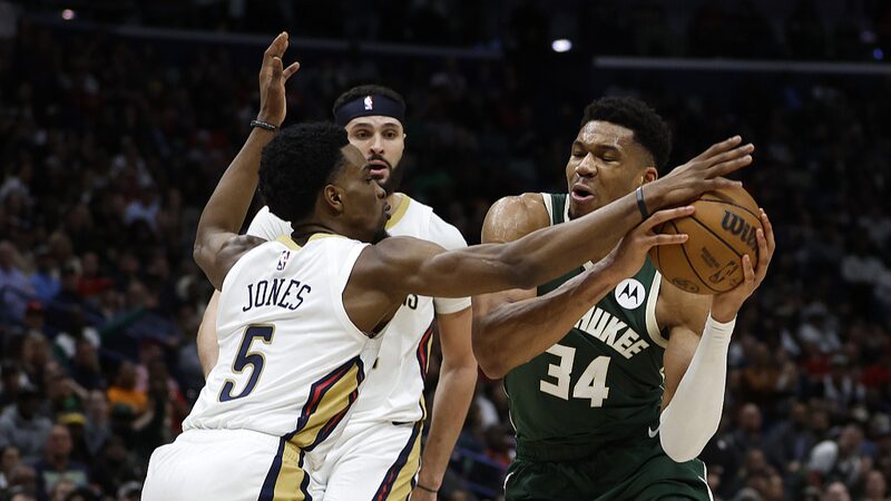 Pelicans_Topple_Bucks_with_Dominant_Defensive_Performance - Khabar Asia Pelicans Topple Bucks with Dominant Defensive Performance
