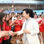Peng_Liyuan_Attends_Lively_China_U_S__Youth_Cultural_Exchange_in_Beijing