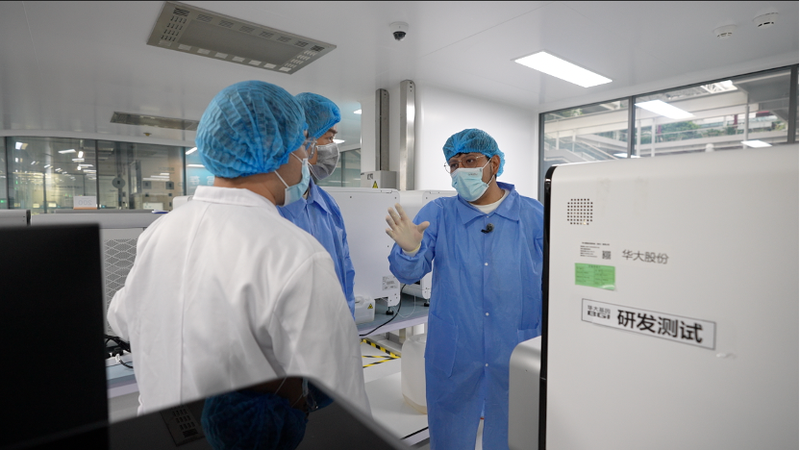 Peruvian_Engineer_Embraces_China_s_Technological_Renaissance