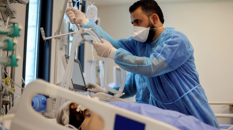 Pfizer-BioNTech Vaccine Effective Against Brazil COVID-19 Variant, Study Finds