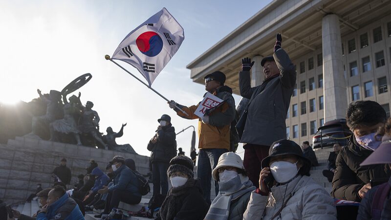 Political_Turmoil_Grips_South_Korea_as_President_Faces_Impeachment - Khabar Asia Political_Turmoil_Grips_South_Korea_as_President_Faces_Impeachment