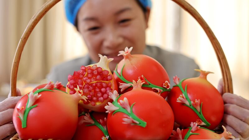Pomegranate_Shaped_Steamed_Buns_Bring_Prosperity_for_Chinese_New_Year_in_Shandong - Khabar Asia Pomegranate_Shaped_Steamed_Buns_Bring_Prosperity_for_Chinese_New_Year_in_Shandong