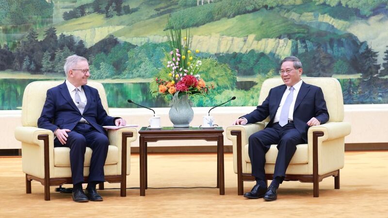 Premier_Li_Qiang_Vows_Expanded_Market_Access_in_Meeting_with_UK_Business_Delegation - Khabar Asia Premier Li Qiang Vows Expanded Market Access in Meeting with UK Business Delegation