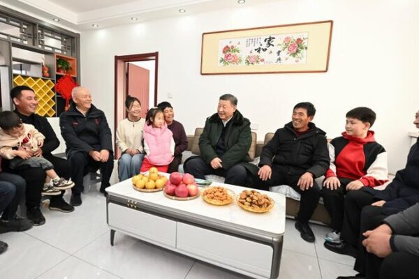 President Xi Brings New Year Warmth to Flood-Hit Liaoning Village President_Xi_Brings_New_Year_Warmth_to_Flood_Hit_Liaoning_Village