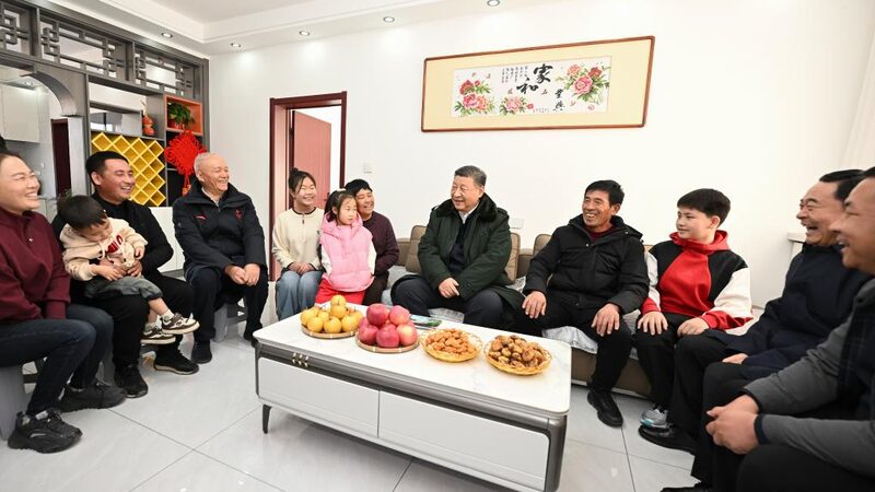 President_Xi_Brings_New_Year_Warmth_to_Flood_Hit_Liaoning_Village