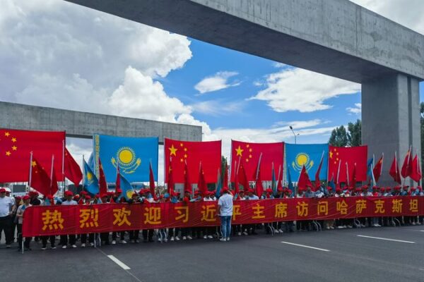 President Xi Jinping Arrives in Kazakhstan for SCO Summit and State Visit President Xi Jinping Arrives in Kazakhstan for SCO Summit and State Visit