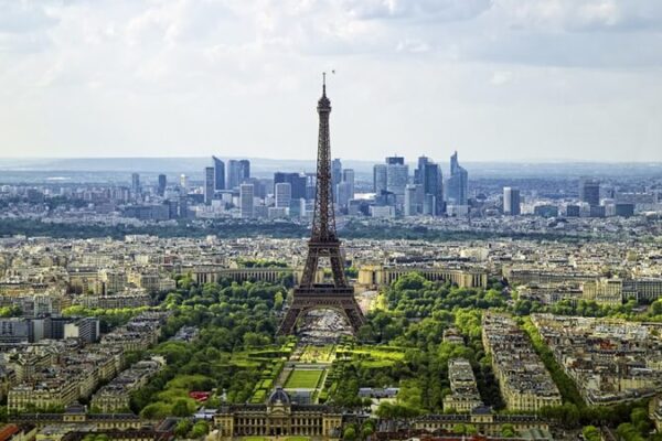 President Xi Jinping Commences European Tour with Arrival in Paris President Xi Jinping Commences European Tour with Arrival in Paris video poster