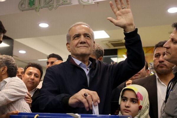 President Xi Jinping Congratulates Iran's New President Masoud Pezeshkian