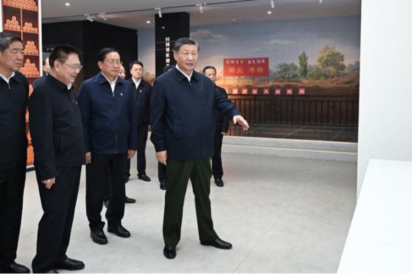 President_Xi_Jinping_s_Hubei_Visit_Highlights_Rural_Revitalization_Through_Agriculture_and_Culture