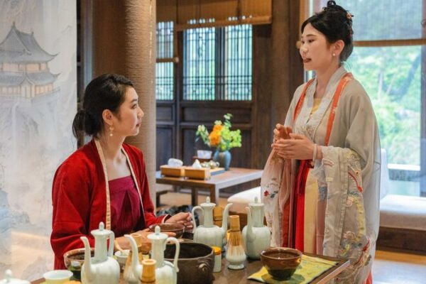 Puyuan: Zhejiang’s Ancient Water Town Brings Song Dynasty to Life Puyuan: Zhejiang's Ancient Water Town Brings Song Dynasty to Life video poster