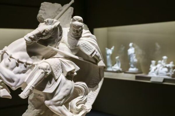 Quyang’s Stone Carvings Shine at National Museum of China Quyang_s_Stone_Carvings_Shine_at_National_Museum_of_China video poster