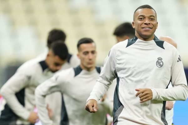 Real Madrid Prepares for FIFA Intercontinental Cup Final Against Pachuca Real_Madrid_Prepares_for_FIFA_Intercontinental_Cup_Final_Against_Pachuca