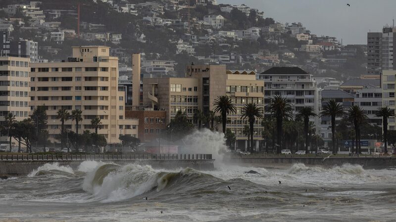 Record_Breaking_July_Rainfall_Drenches_Cape_Town__South_Africa - Khabar Asia Record_Breaking_July_Rainfall_Drenches_Cape_Town__South_Africa