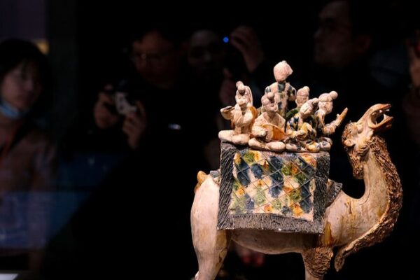 Record Visitor Numbers at Shaanxi History Museum During Spring Festival Record Visitor Numbers at Shaanxi History Museum During Spring Festival