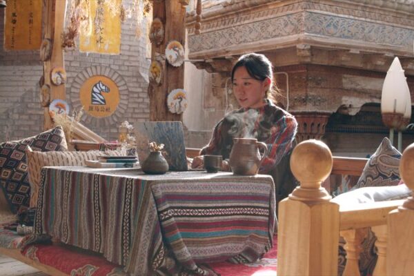 Rediscovering Kashgar: Wang Li’s Journey Back to Xinjiang’s Ancient City Rediscovering Kashgar: Wang Li's Journey Back to Xinjiang's Ancient City video poster