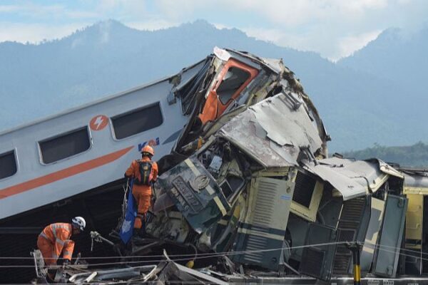 Rescue Operations Underway After Train Collision in Indonesia’s Java Island Rescue Operations Underway After Train Collision in Indonesia's Java Island