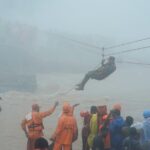 Rescuers_Search_Amidst_Southern_India_Landslides__Death_Toll_Rises