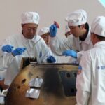 Researchers_Prepare_Chang_e_6_Returner_for_Historic_Far_Side_Moon_Mission - Khabar Asia Researchers_Prepare_Chang_e_6_Returner_for_Historic_Far_Side_Moon_Mission