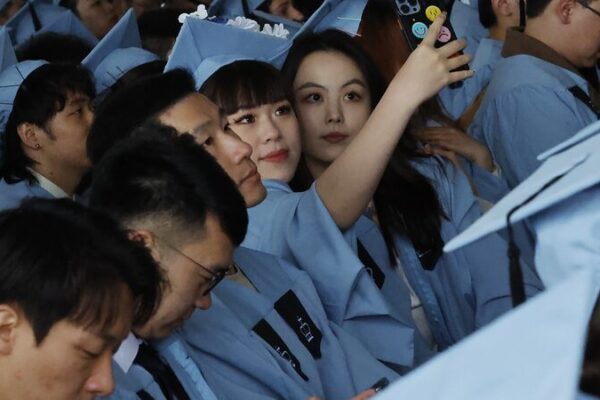 Return Wave: Why 80% of China’s Top Graduates Are Coming Home Return_Wave__Why_80__of_China_s_Top_Graduates_Are_Coming_Home