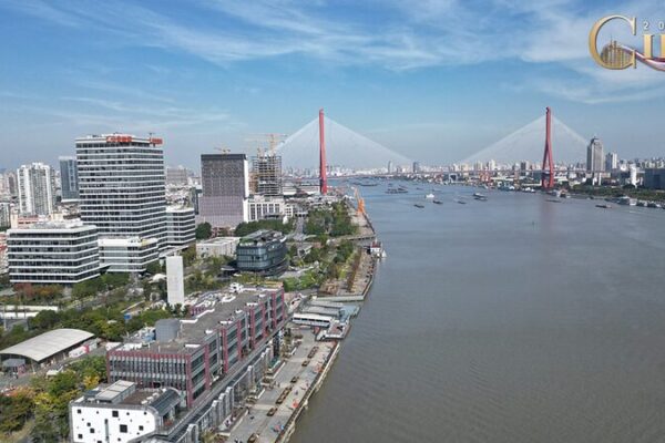 Revitalizing Shanghai’s Yangpu Waterfront: A Journey Through China’s Industrial Heritage Revitalizing_Shanghai_s_Yangpu_Waterfront__A_Journey_Through_China_s_Industrial_Heritage video poster