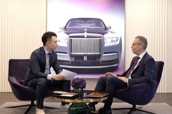 Rolls-Royce CEO Highlights Surge in Customized Services Demand in China Rolls-Royce CEO Highlights Surge in Customized Services Demand in China video poster