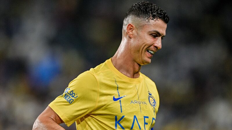 Ronaldo_Sets_Single-Season_Goal_Record_to_Win_Saudi_Pro_League_Golden_Boot - Khabar Asia Ronaldo Sets Single-Season Goal Record to Win Saudi Pro League Golden Boot