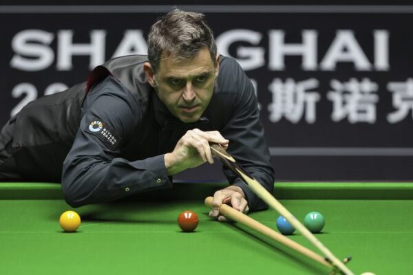 Ronnie O’Sullivan Defeats Ding Junhui to Reach Shanghai Masters Semis Ronnie_O_Sullivan_Defeats_Ding_Junhui_to_Reach_Shanghai_Masters_Semis