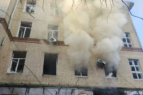 Russian Strikes Hit Medical Center in Sumy, Ukraine, Amid Ongoing Attacks Russian_Strikes_Hit_Medical_Center_in_Sumy__Ukraine__Amid_Ongoing_Attacks