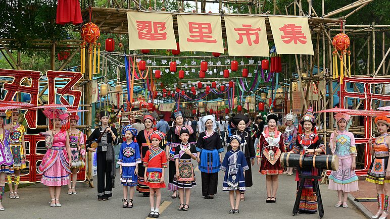 Sanyuesan_Festival_Highlights_Zhuang_Ethnic_Group_s_Cultural_Charm - Khabar Asia Sanyuesan_Festival_Highlights_Zhuang_Ethnic_Group_s_Cultural_Charm
