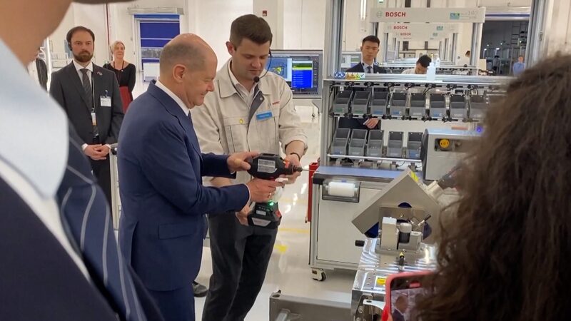 Scholz_Praises_Germany-China_Cooperation_on_Hydrogen_Technology_poster - Khabar Asia Scholz Praises Germany-China Cooperation on Hydrogen Technology video poster