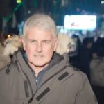 Seoul_Divided__Supporters_and_Opponents_Rally_as_President_Yoon_Faces_Arrest video poster