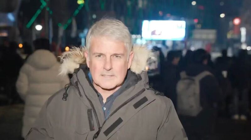 Seoul_Divided__Supporters_and_Opponents_Rally_as_President_Yoon_Faces_Arrest_poster - Khabar Asia Seoul_Divided__Supporters_and_Opponents_Rally_as_President_Yoon_Faces_Arrest video poster