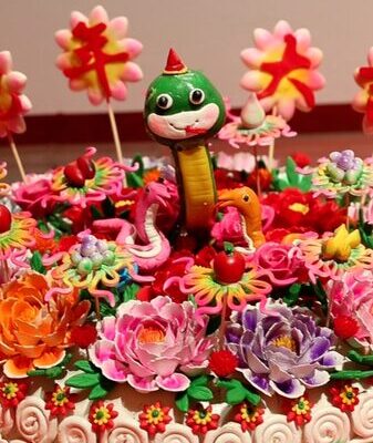 Shandong’s Decorative Steamed Buns: A Flourishing Spring Festival Tradition Shandong_s_Decorative_Steamed_Buns__A_Flourishing_Spring_Festival_Tradition video poster