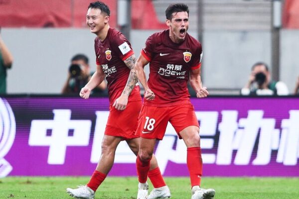 Shanghai_Port_Edges_Past_City_Rivals_Shenhua_3_2_in_Chinese_FA_Cup_Thriller