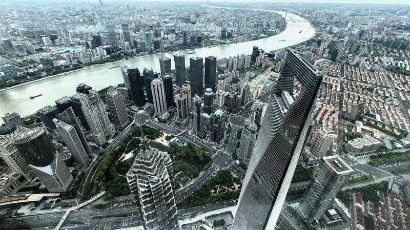 Shanghais_Skyscraper_Forest_A_Journey_Through_Chinas_Vertical_Marvels - Khabar Asia Shanghai's Skyscraper Forest: A Journey Through China's Vertical Marvels
