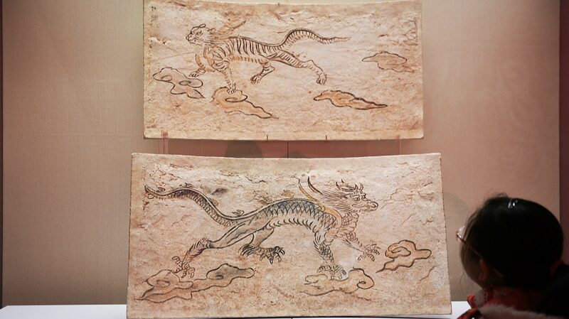 Shanxi_Unveils_Dragon_Artifacts_Exhibition_Tracing_4000_Years_of_Cultural_Evolution - Khabar Asia Shanxi Unveils Dragon Artifacts Exhibition Tracing 4,000 Years of Cultural Evolution